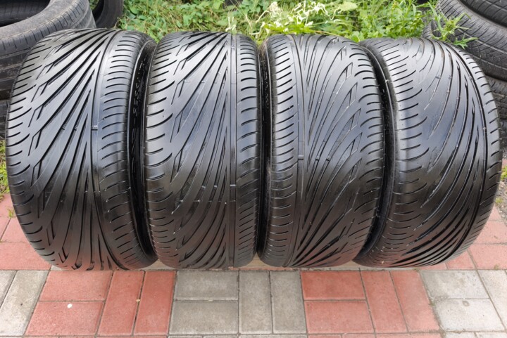 disky pneu most 255/40ZR18 92Y 7-8MM VREDESTEIN