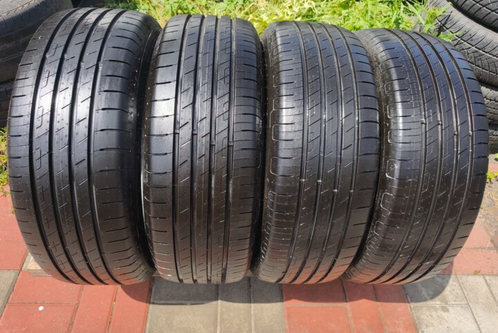 disky pneu most 215/55R18 95H 8MM GOODYEAR EFFICIENT GRIP PERFORMANCE
