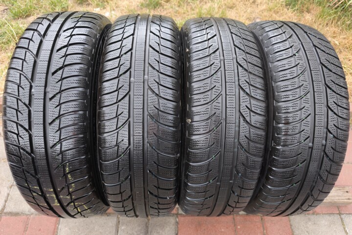 disky pneu most 165/65R14 79T 6-7,5MM TOYO